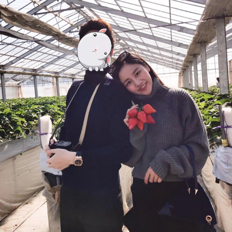 Văn Mai Hương đã chia tay bạn trai sau hơn một năm yêu nhau lặng lẽ Văn Mai Hương đã chia tay bạn trai sau hơn một năm yêu nhau lặng lẽ